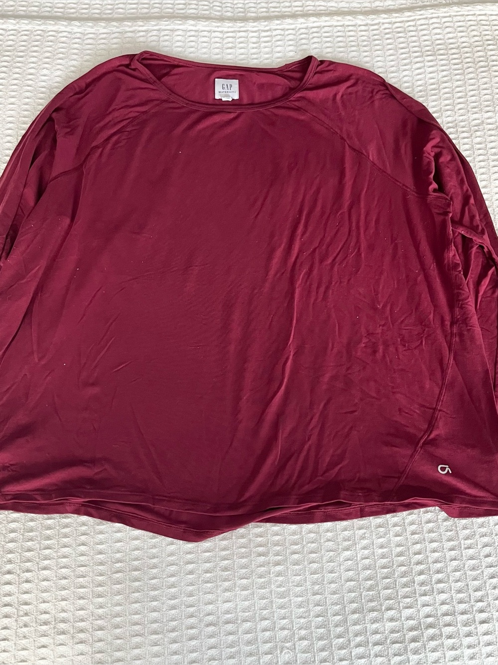 GAP Women’s Long-Sleeve Breathe Crew Tee in Burgundy maternity XXL